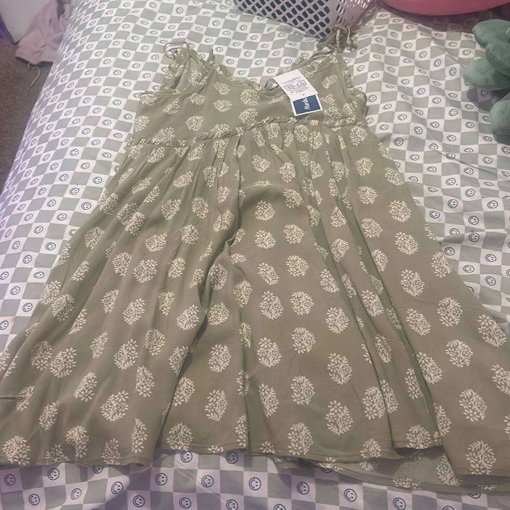 Marshall’s dress size small